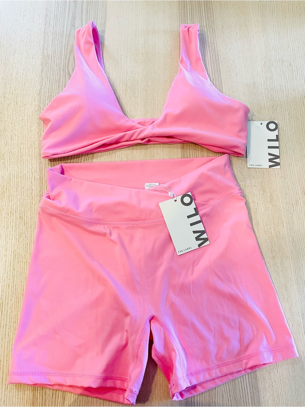 NWT Wilo the Label- sports bra and v-waist shorts set, sz L, cobalt blue ($106) - Picture 11 of 13